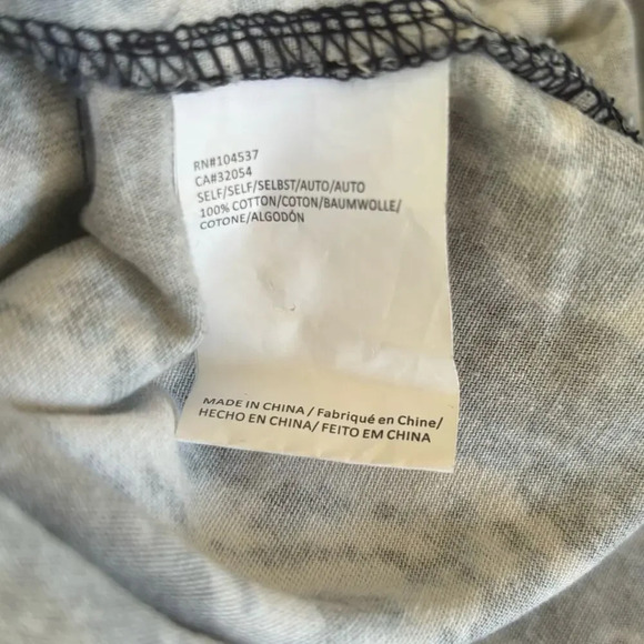 Tiny Anthropologie Ella Romper in Blue Motif Size M Tribal Print in Navy Beige - Picture 9 of 9